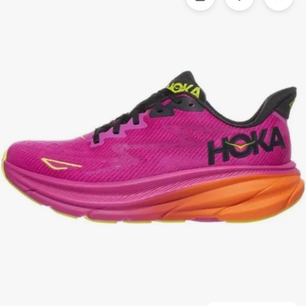 Hoka Clifton 9 Pink Fuchsia Running Shoes